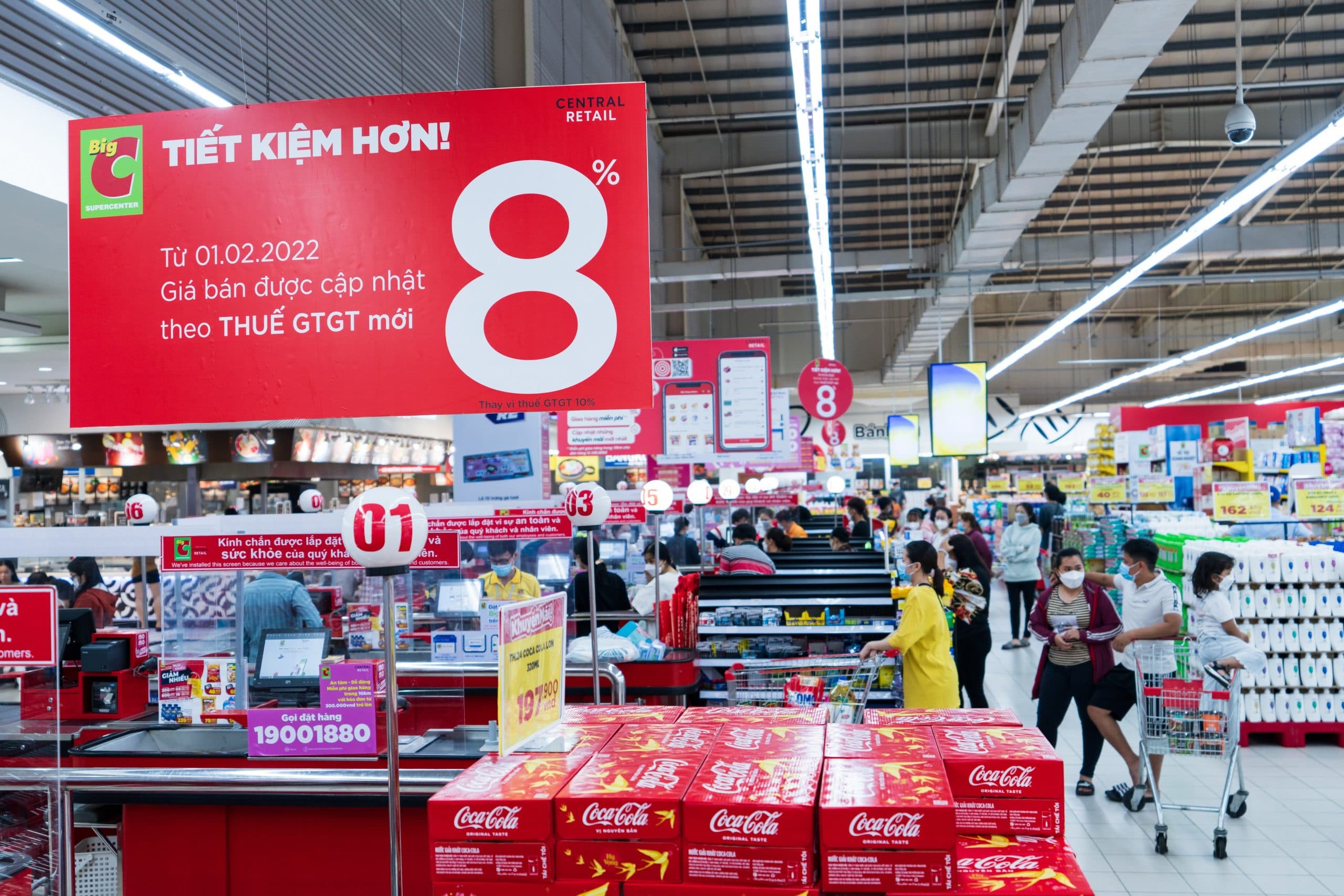 Hàng chục ngàn sản phẩm giảm thuế VAT xuống còn 8% tại các chuỗi bán lẻ của Central Retail – giúp người tiêu dùng mua sắm tiết kiệm ngay đầu năm mới