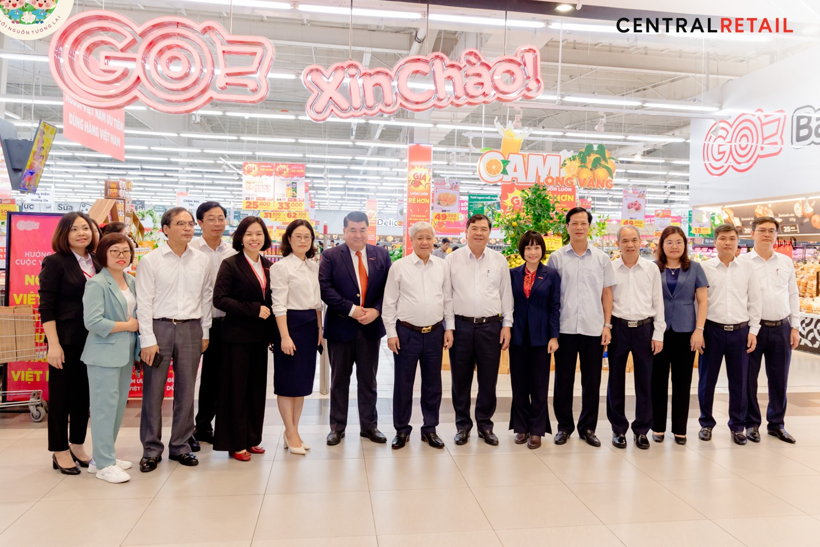 Central Retail Vietnam welcomed a delegation to visit GO! Nam Dinh to discuss the “Vietnamese People Give Priority to Using Vietnamese Goods” campaign